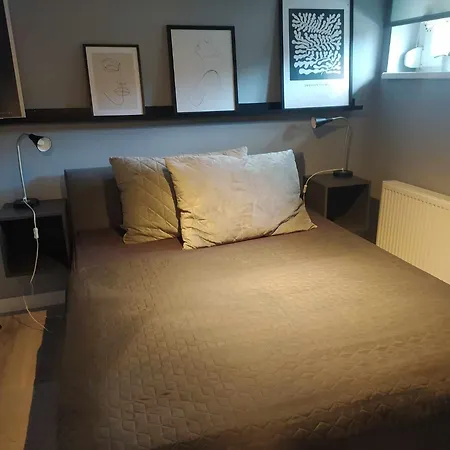 Home Apartman *