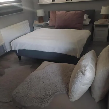 Home Apartman Nagyesztergar