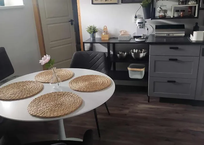 Home Apartman شقة Nagyesztergar