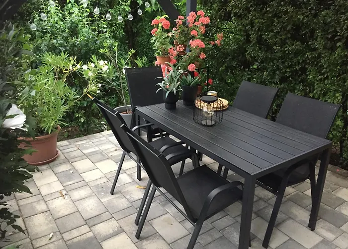 شقة Home Apartman Nagyesztergar
